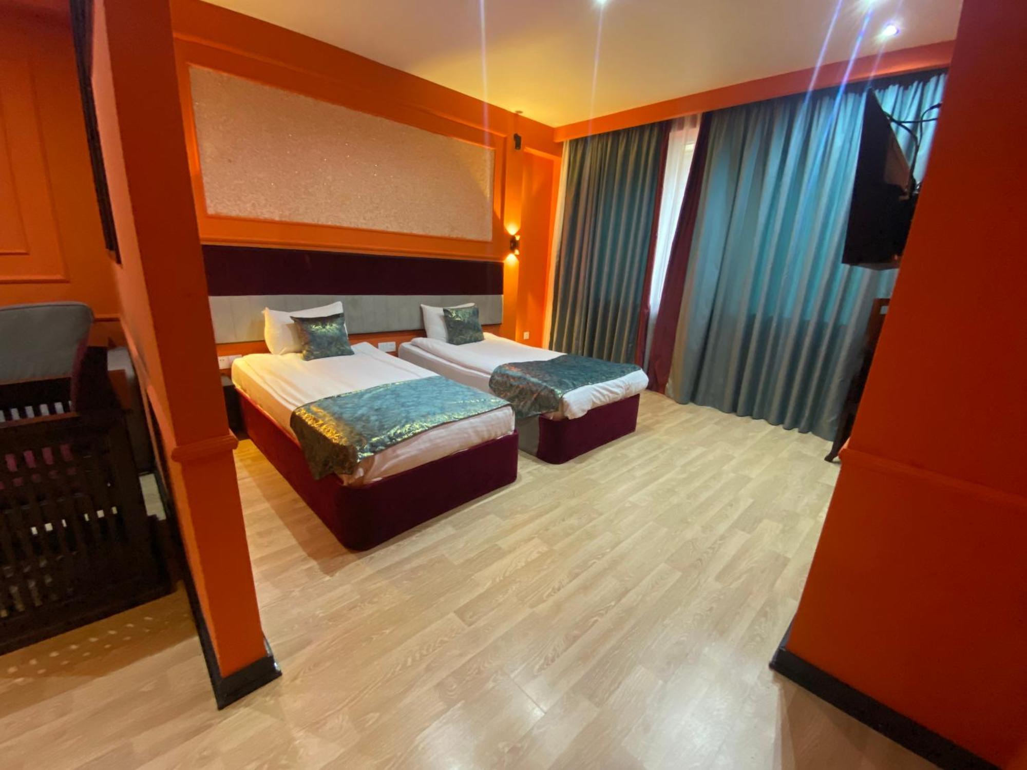 Haz Boutique Hotel Baky Esterno foto