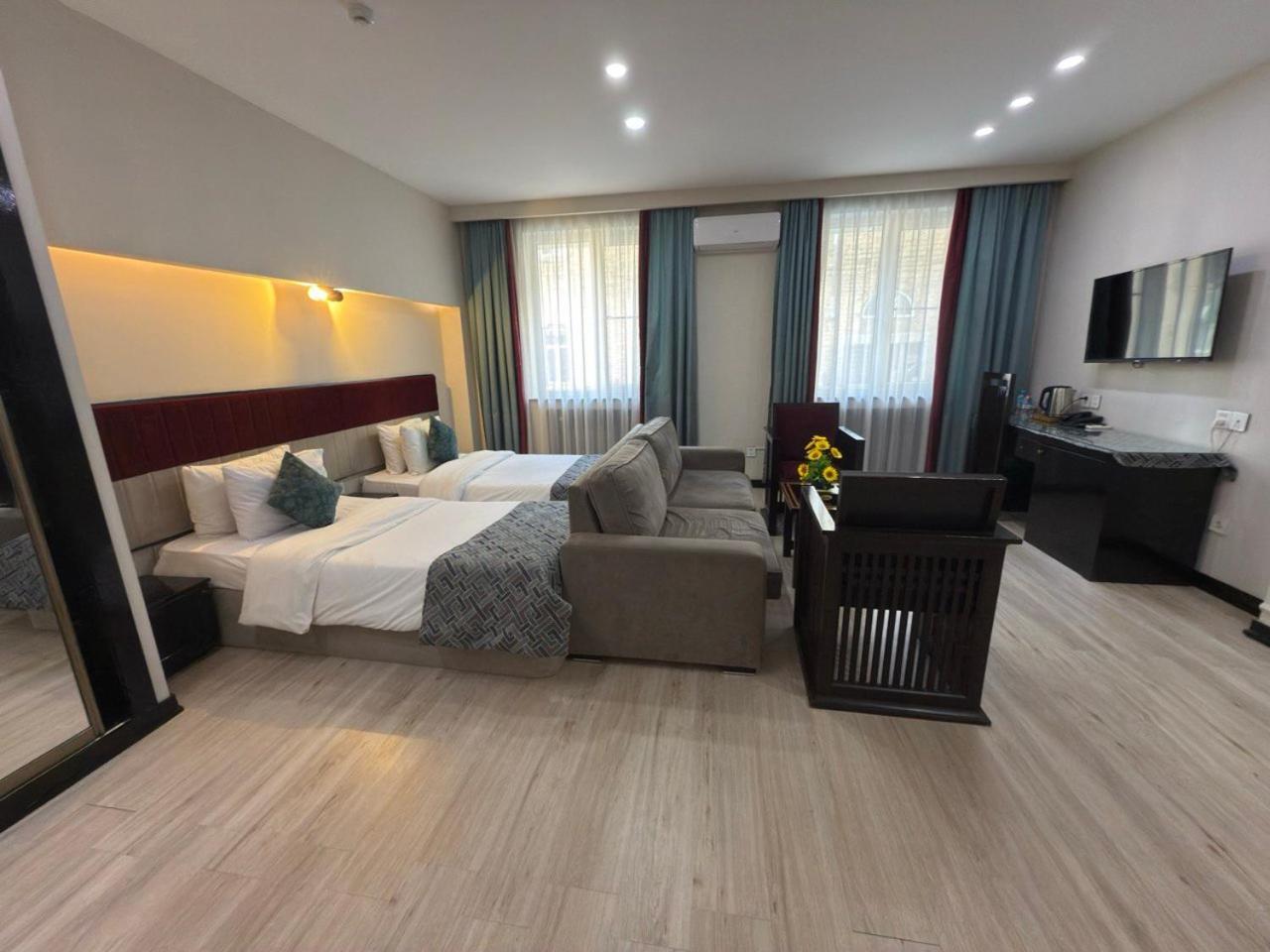 Haz Boutique Hotel Baky Esterno foto